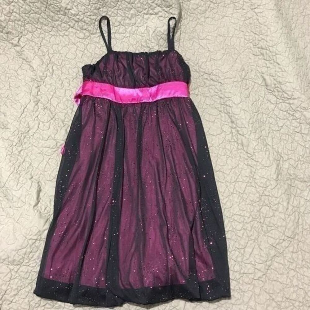 BCX girl Black and cherry red dress size 7. S101